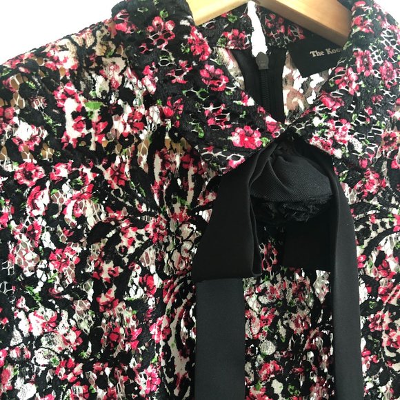 Pink and Black Floral Lace Crop Top from The Kooples. - Picture 4 of 5